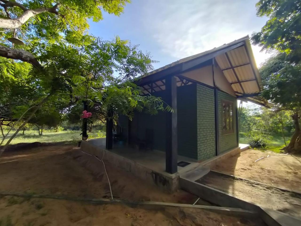 Yala Ying Yang Hostel & Camping Экстерьер фото